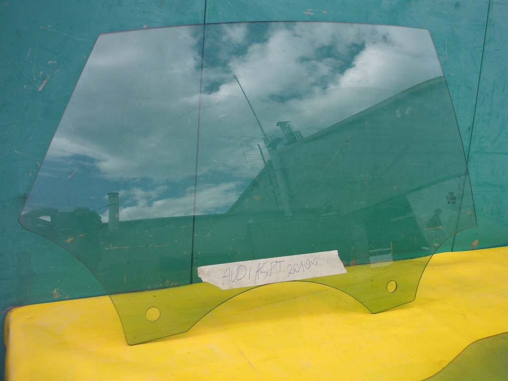 фото №1, Audi a5 sportback стекло дверь правый задняя 2010r