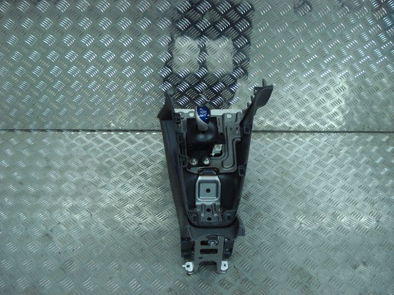 фото №1, Toyota prius 1.8 гибрид 2010 выборщик