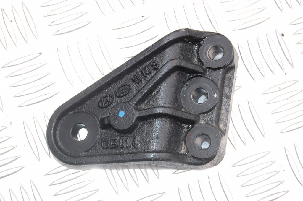 фото №1, Кронштейн кронштейн двигуна hyundai i20 1,4crdi 2016