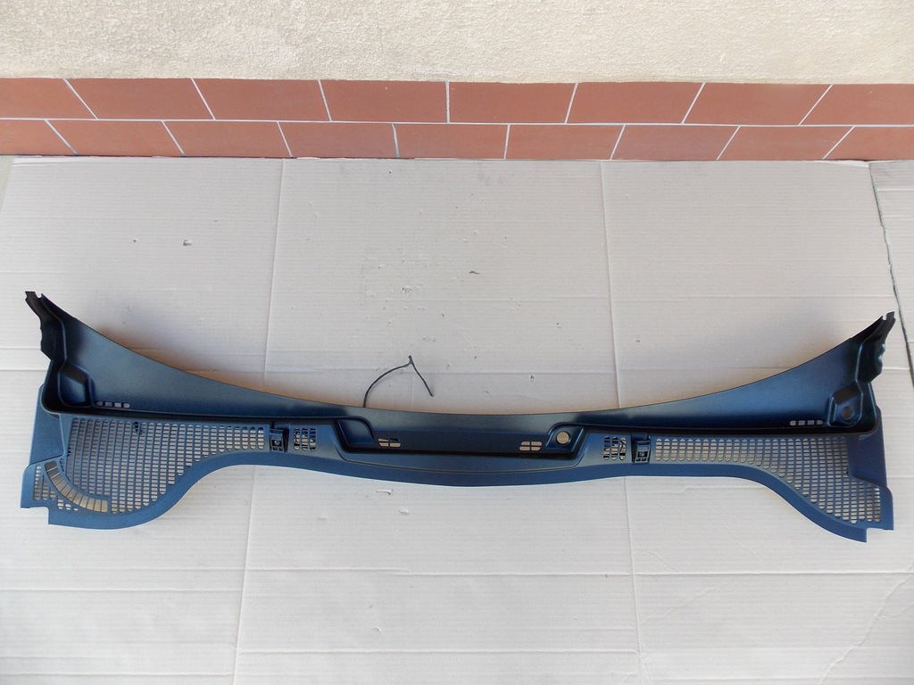 фото №1, Octavia ii 04-08 жабо 1z1819415f