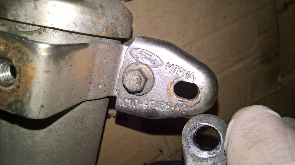 фото №2, Ford mondeo mk3 2.0 tdci радиатор выхлопных газов