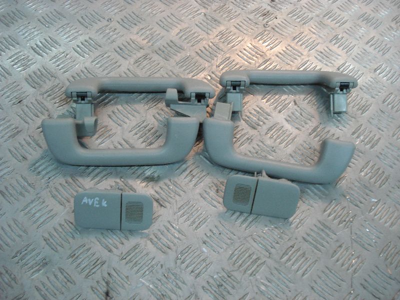 фото №1, Toyota avensis 2008 ручки потолочный