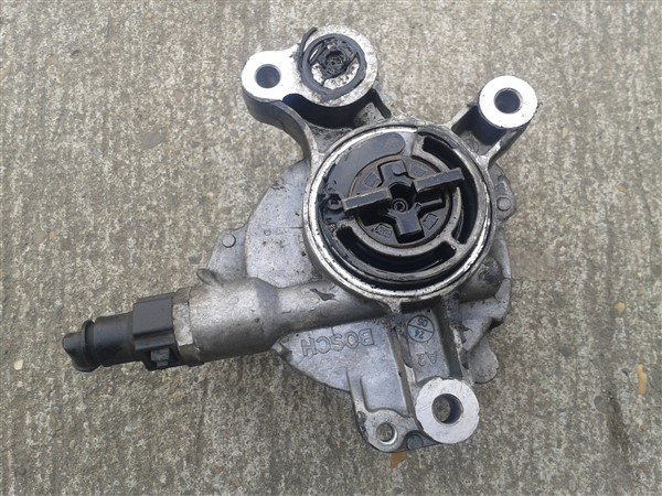 фото №1, Насос вакуум вакуум ford c-max 2.0 tdci