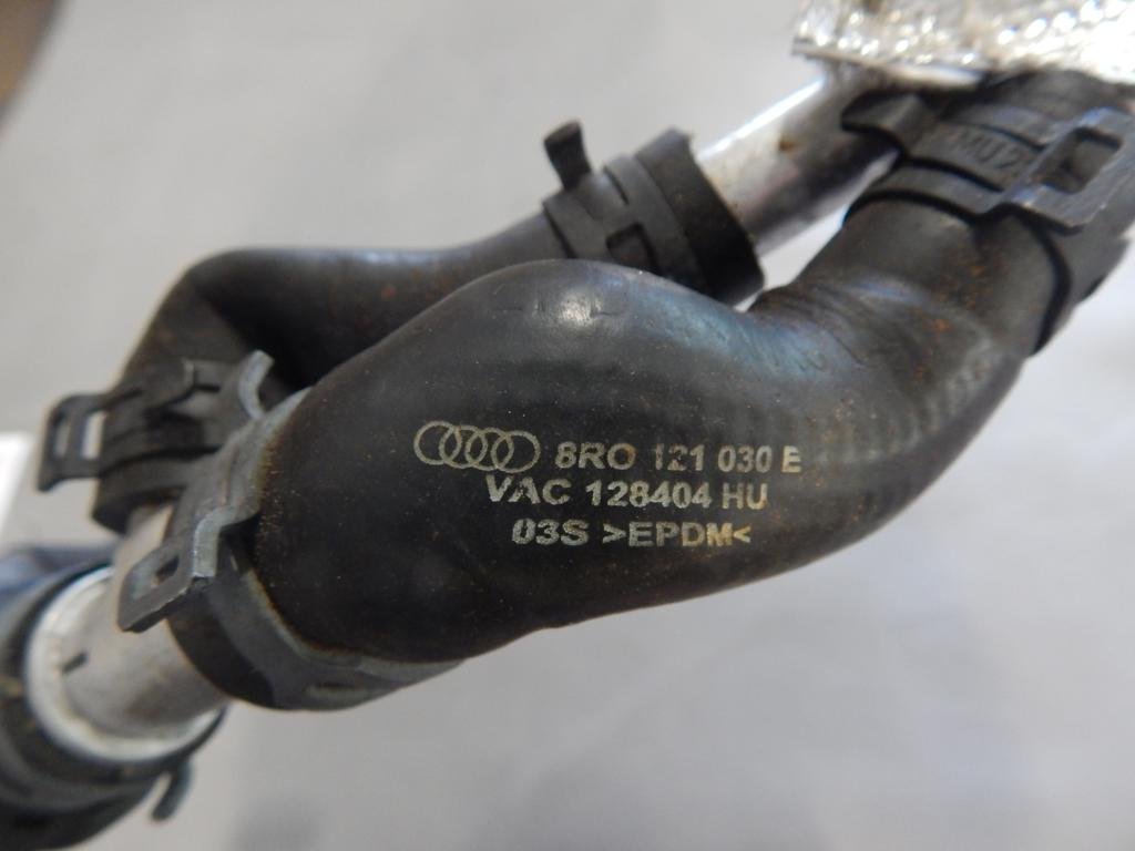 фото №2, Audi a4 b8 шланг труба wody 8r0121030e