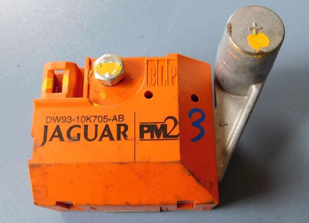фото №1, Jaguar клема піротехнічна dw93-10k705-ab