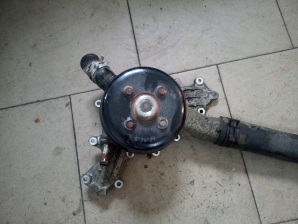 Купити Насос води ford explorer 4.0 v6 sohc 2000r