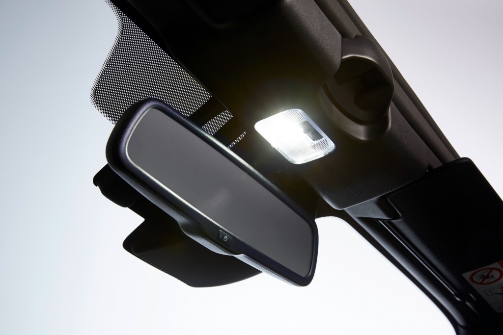 фото №2, Світлодіодні освітлення салону mazda mx-5 nd '15-23