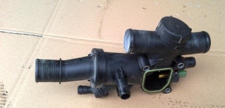 фото №1, Корпус термостата scudo jumpy expert 07- 2.0 hdi
