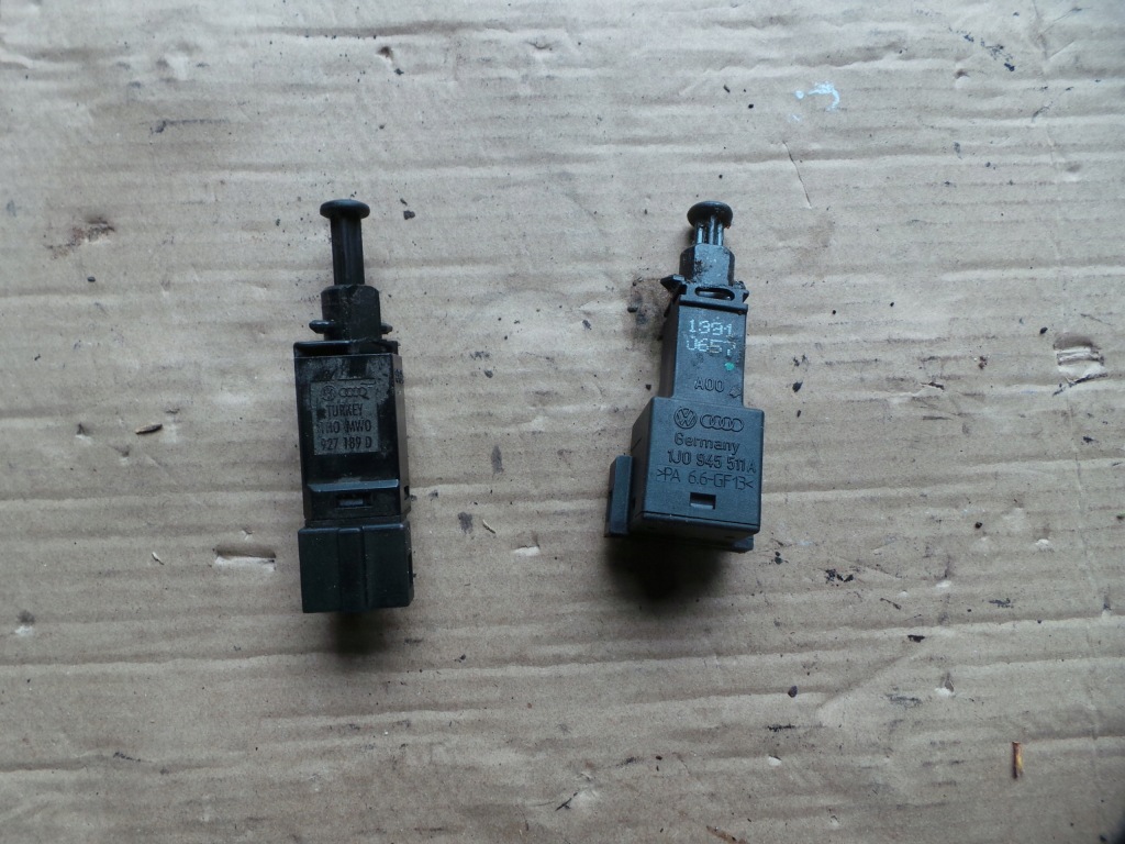 Купить Датчик тормоза vw sharan 1 рестайлинг  1j0945511a 2szt.