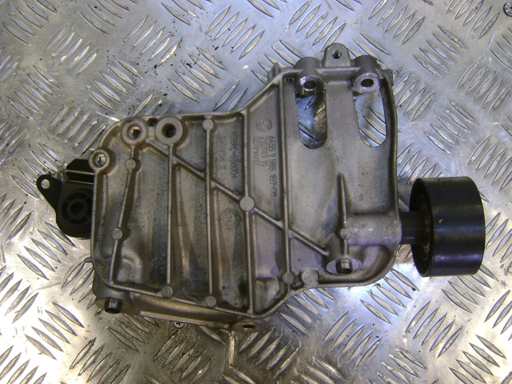 Купити Bmw f20 f21 f22 f30 f36 кронштейн кронштейн 7585167