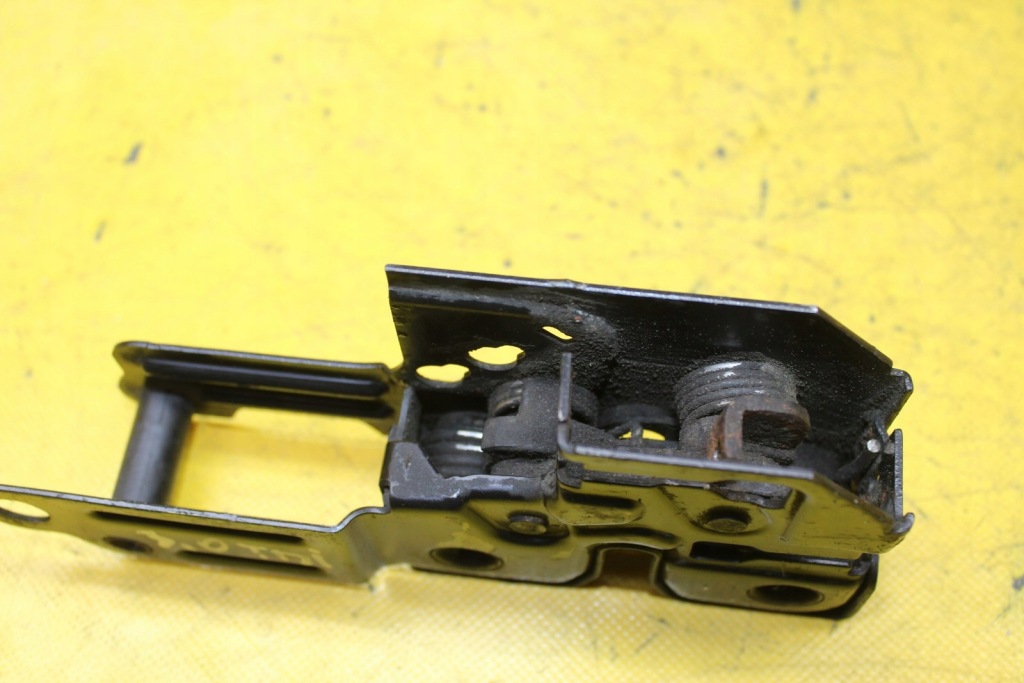 фото №5, Замок засувка капот phaeton 05r 3d0823509c