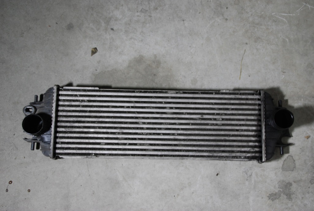 фото №1, Opel vivaro trafic радіатор інтеркулер 1,9