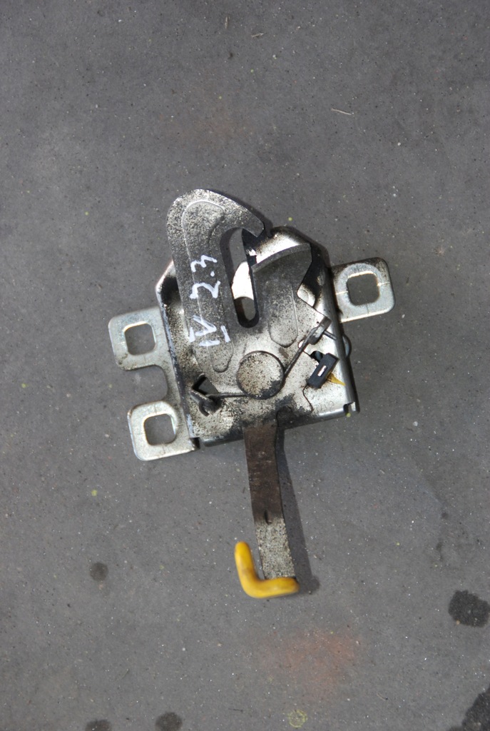 фото №1, Iveco daily 14-18 замок капот vi