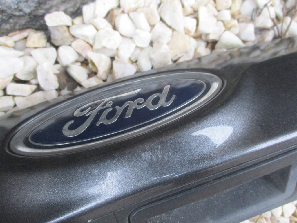 фото №2, Ford mondeo mk5 накладка молдинг крышка багажника задняя