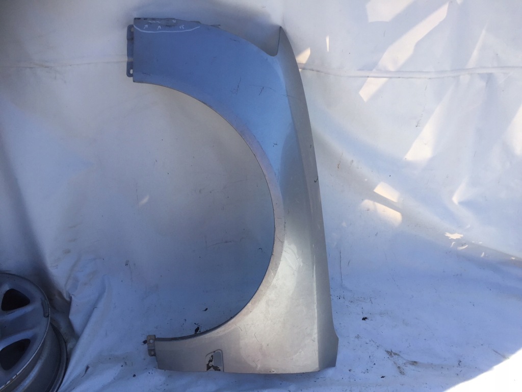 фото №1, Audi a8 d3 крыло левый перед передний