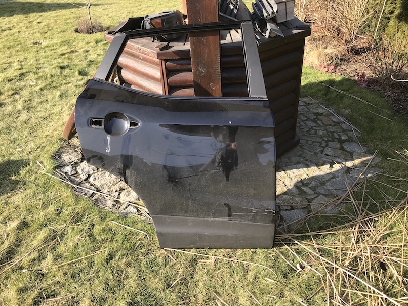 фото №1, Nissan qashqai ii 13-18 дверь задние правое молдинг