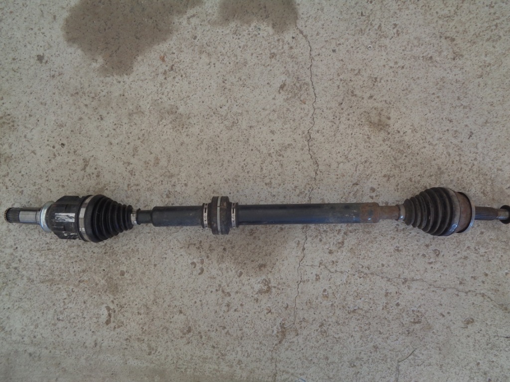 фото №1, Toyota prius 2012-2015 привідний вал правий права перед 1.8