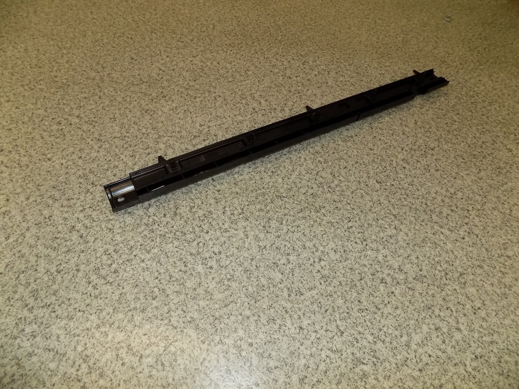 фото №1, Mercedes 15r sl r231 231 кронштейн накладки порога