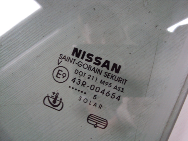 Стекло левый задняя nissan pathfinder 2005 rok Доставка