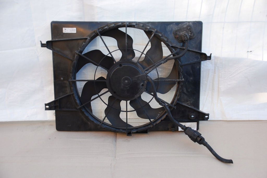 фото №1, Hyundai tucson 04- 2.0 crdi вентилятор wody кондиционер