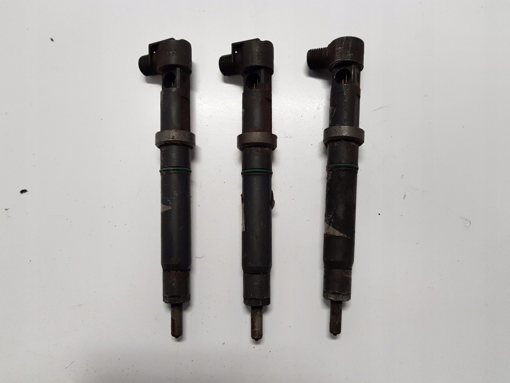 фото №1, Mercedes w211 w906 форсунка 2.2cdi a65110701287