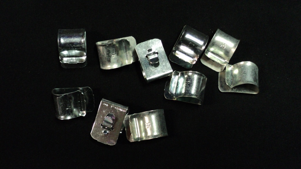 фото №1, Пряжка кліпса електропроводка електричний mercedes 113