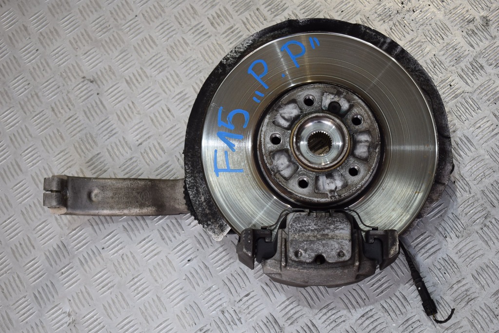 фото №1, Поворотный кулак правый перед bmw x5 f15