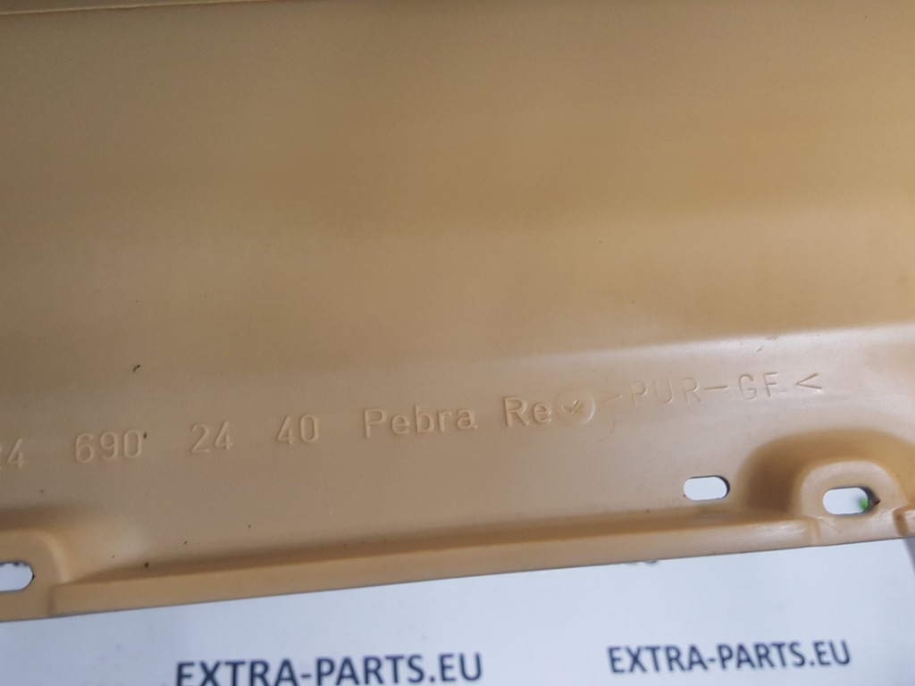 фото №8, Mercedes w124 молдинг порог порог правый