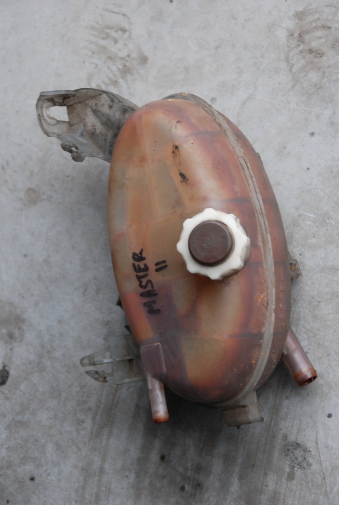 фото №1, Бачок розширювальний master ii 2.5 dci 2007