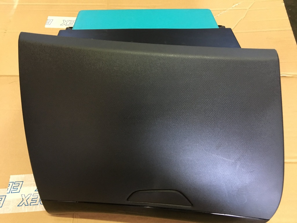 Бардачок панелі консолі renault captur Ціна