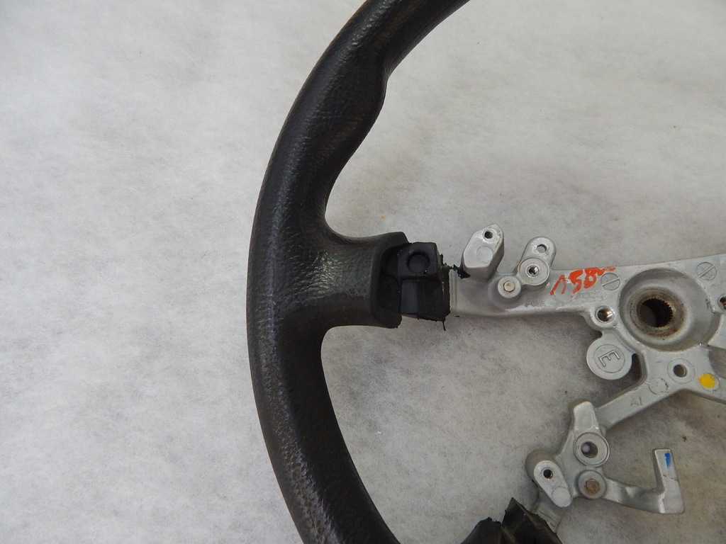 фото №9, Toyota avensis ii - повітропровід