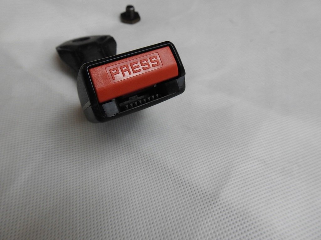 фото №5, Крепление поперечина bez. задняя fiat ulysse lancia phedra