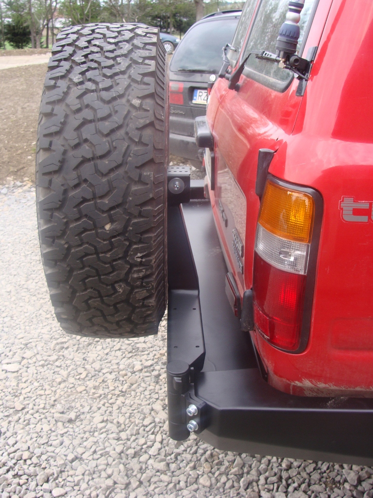 фото №9, Toyota land cruiser 80 кронштейн кронштейн колеса запаска