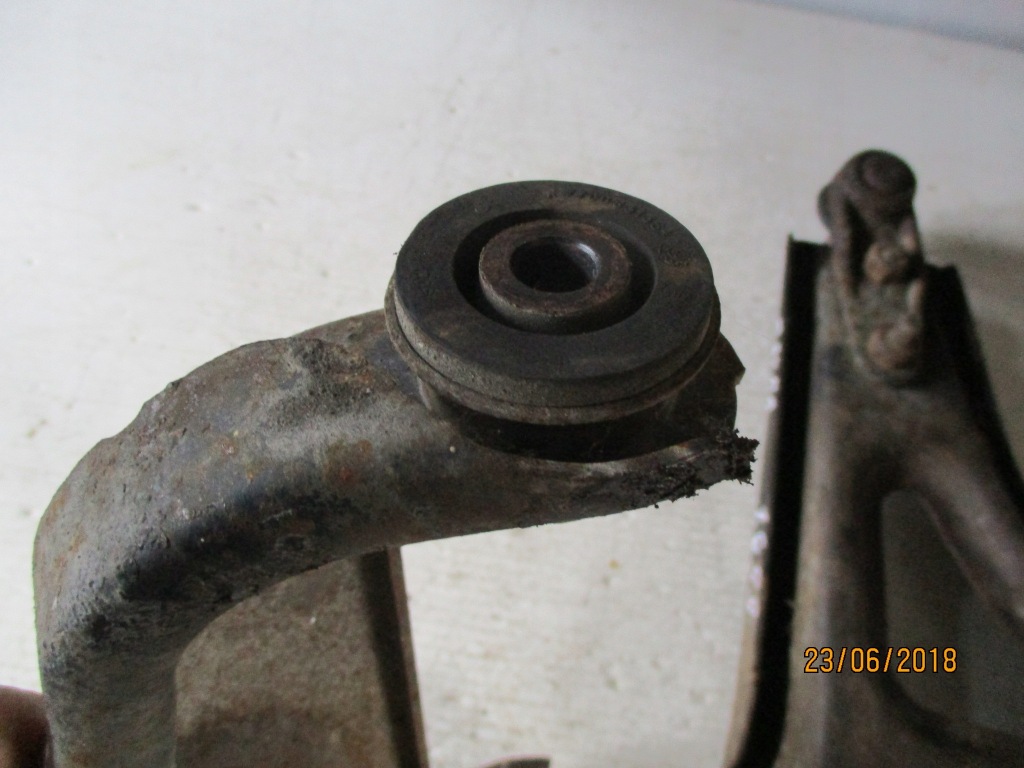 фото №4, 5597 рычаг передний левый правый renault twingo i