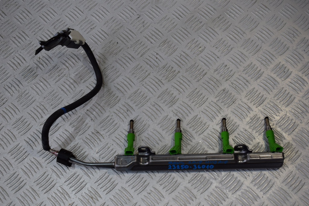 фото №1, Молдинг wytryskowa форсунки rav4 iv 4 lift