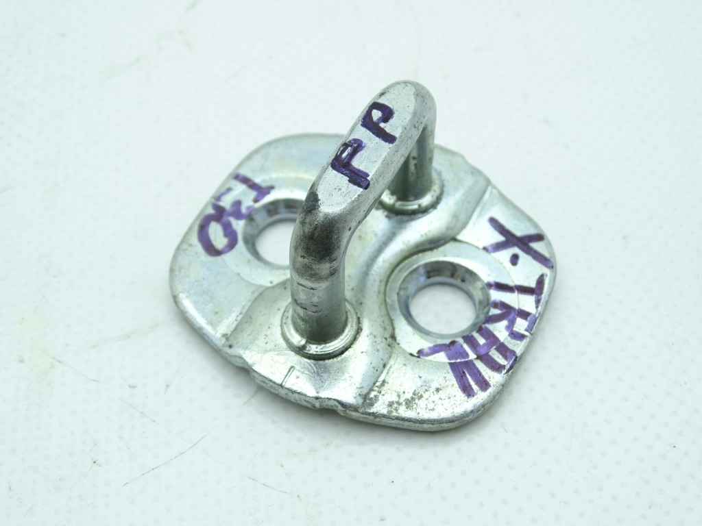 фото №1, Nissan x-trail t30 засов дверь правый перед