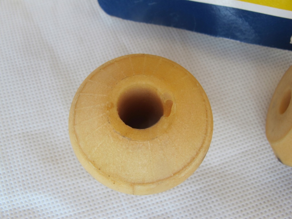 Отбойник амортизатора задний  mercedes w168 klasa a Доставка