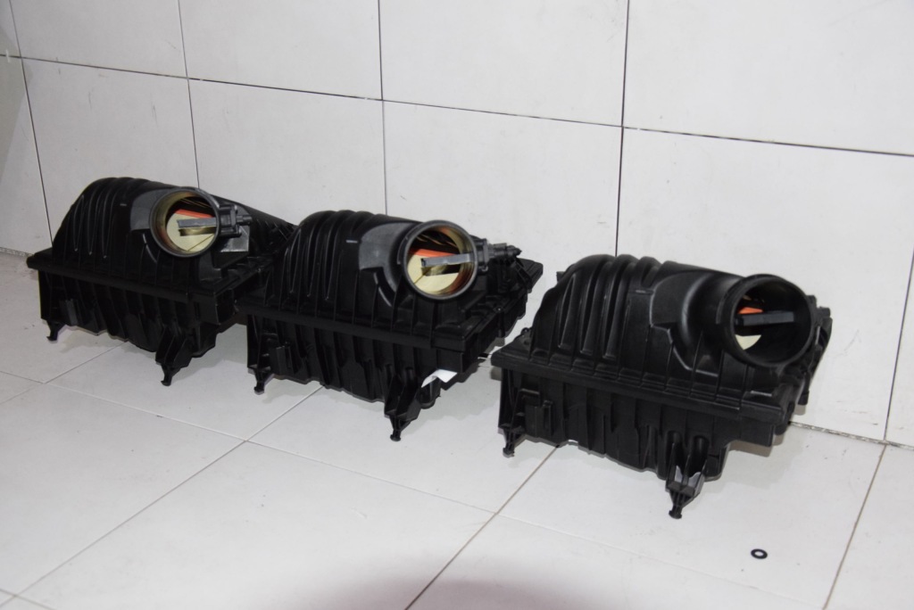 фото №1, Bmw оригинальный номер 8513916 корпус фильтра воздуха