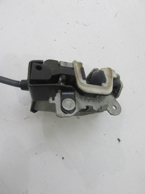 фото №3, Замок крышки land rover discovery iv