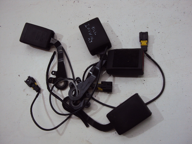 фото №1, Замки ременів задня citroen c4 picasso 2006-