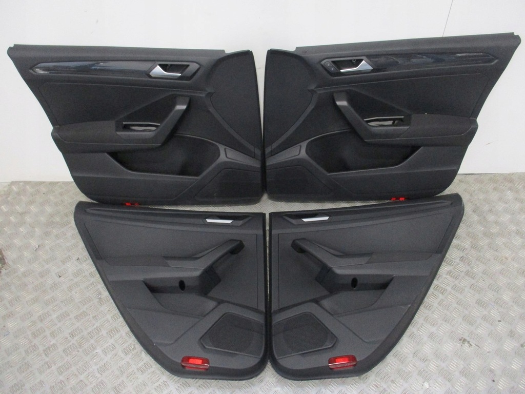 фото №1, Оббивка оббивка двері vw t-roc 2ga задня