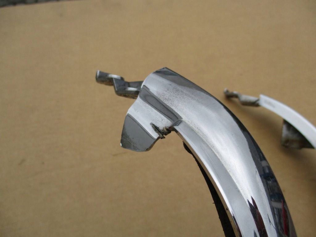 фото №3, Ford explorer 96- хром решітка правий