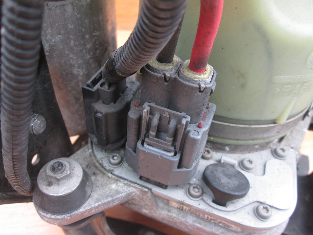 фото №12, Volvo v50 c70 s40 c30 насос підсилювача електрична 5n513k514cb 5n513k514ad