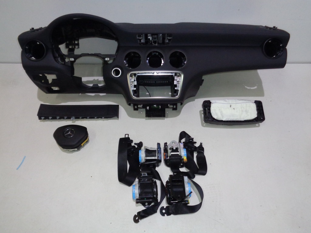 фото №1, Mercedes a-klasa w176 приборная панель нитка консоль подушка безопасности