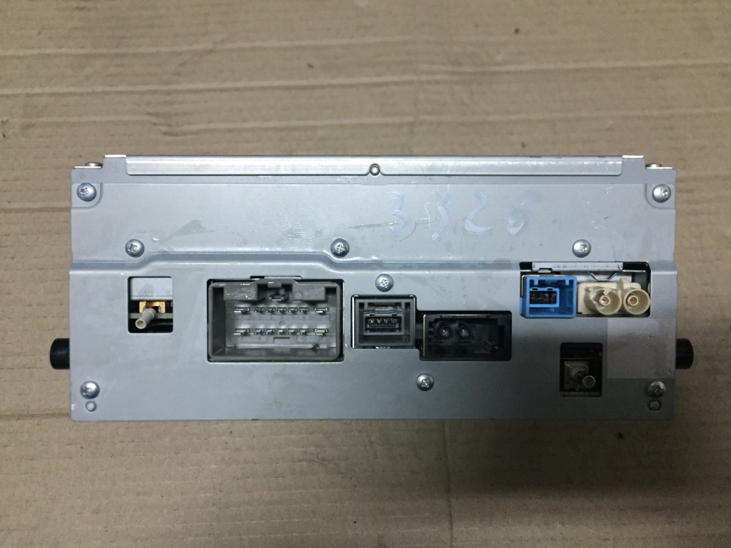 фото №1, Range rover evoque lift 2015- модуль bluetooth