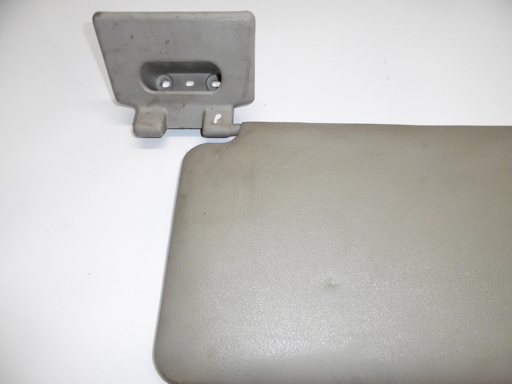 фото №2, Защита солнцезащитная правая renault premium dxi