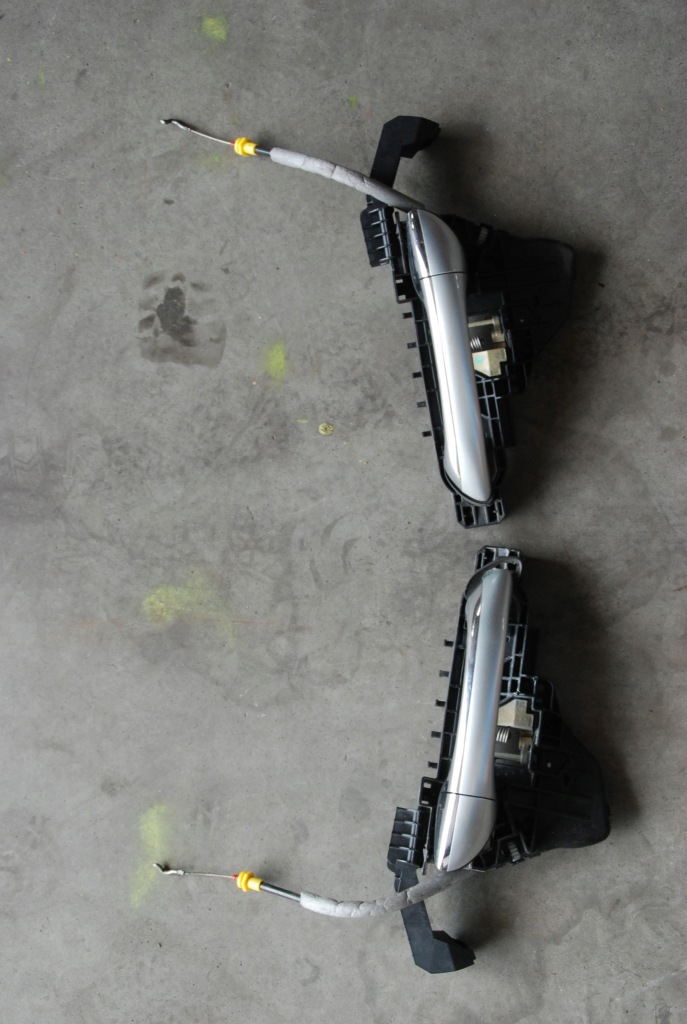 Купити Ліва права задній ручка двері хром w251 r c775