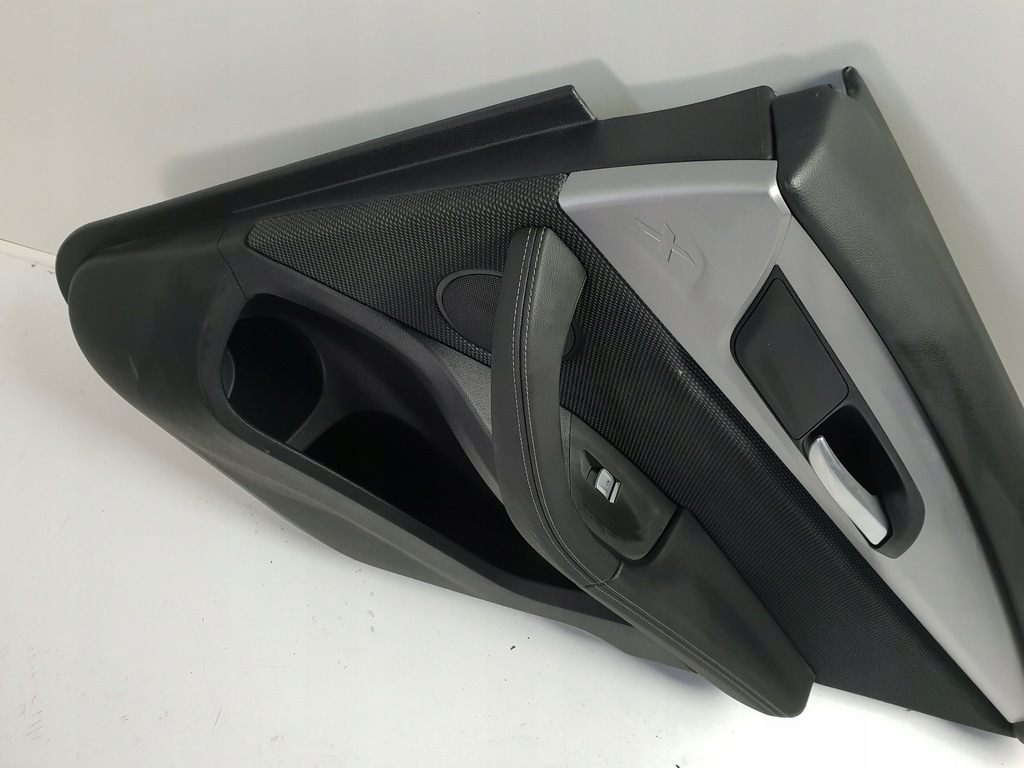 фото №4, Оббивка обшивка двері правий задня bmw x3 g01