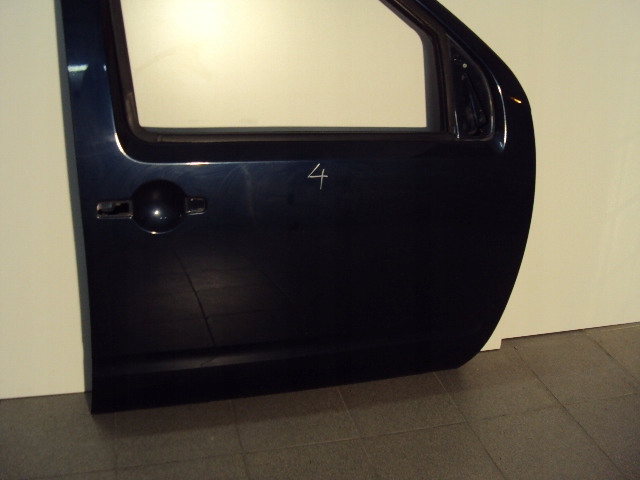 Двері правий перед nissan pathfinder r51 Оригінал