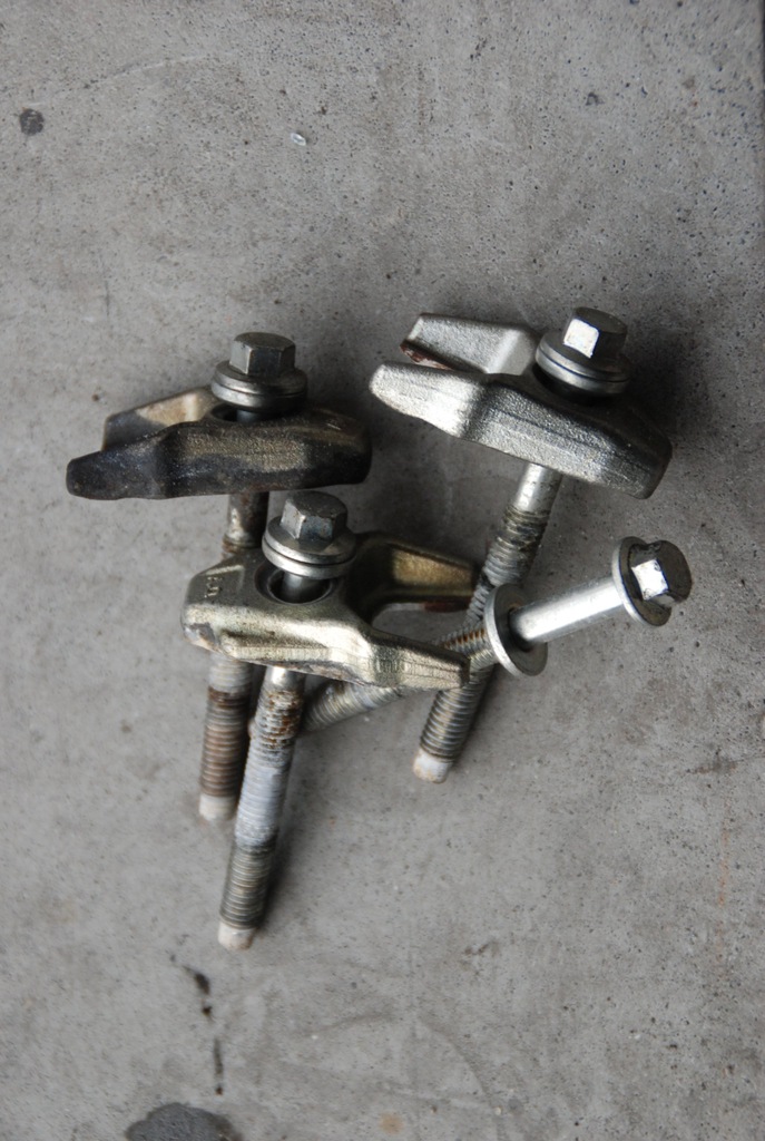 фото №1, Master iii 2 3 150 кронштейн впрыска болт крепление